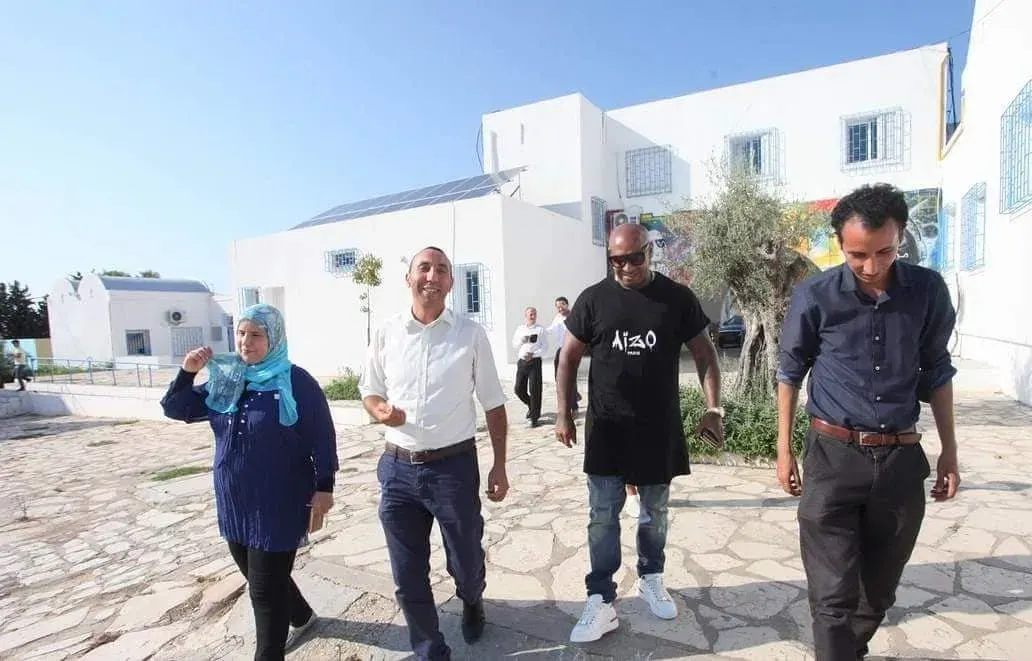 Karim Gharbi meeting residents
